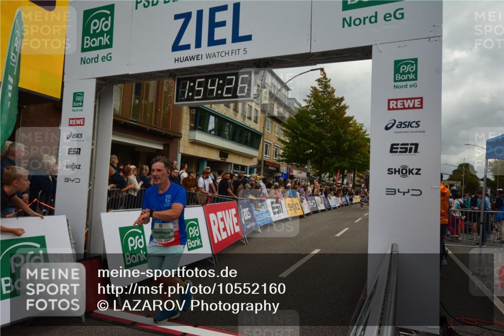 20.09.2026 - PSD Bank Halbmarathon LAZAROV Photography http://msf.ph/oto/10552160 20.09.2026 11:54:25 Ziel 1067, 2123, 2987, 3687, 4644, 4777 meine-sportfotos.de