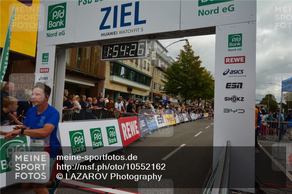 20.09.2026 - PSD Bank Halbmarathon LAZAROV Photography http://msf.ph/oto/10552162 20.09.2026 11:54:25 Ziel 1067, 2123, 2987, 3687, 4644, 4777 meine-sportfotos.de