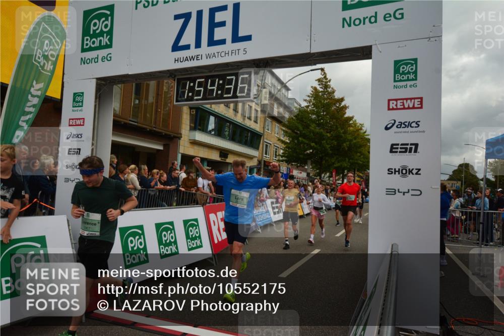 20.09.2026 - PSD Bank Halbmarathon LAZAROV Photography http://msf.ph/oto/10552175 20.09.2026 11:54:36 Ziel 1067, 1094, 2123, 2313, 2647, 2669, 3351, 3386, 3426, 4569, 4644, 4755 meine-sportfotos.de