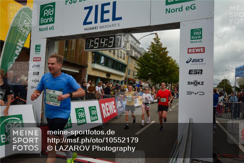 20.09.2026 - PSD Bank Halbmarathon LAZAROV Photography http://msf.ph/oto/10552179 20.09.2026 11:54:36 Ziel 1067, 1094, 2123, 2313, 2647, 2669, 3351, 3386, 3426, 4569, 4644, 4755 meine-sportfotos.de