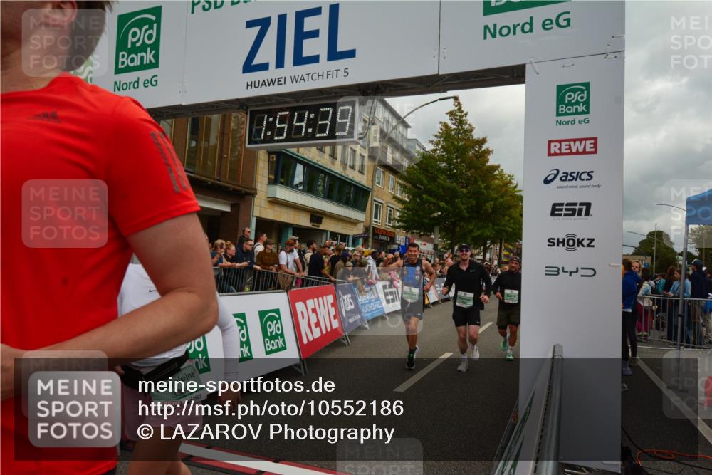 20.09.2026 - PSD Bank Halbmarathon LAZAROV Photography http://msf.ph/oto/10552186 20.09.2026 11:54:38 Ziel 1067, 1094, 1133, 2059, 2123, 2313, 2647, 2669, 3351, 3386, 3426, 4569, 4644, 4755 meine-sportfotos.de