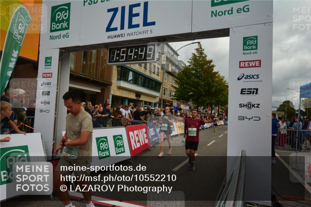20.09.2026 - PSD Bank Halbmarathon LAZAROV Photography http://msf.ph/oto/10552210 20.09.2026 11:54:48 Ziel 1133, 1433, 2059, 2647, 2669, 3115, 3372, 3893, 3916 meine-sportfotos.de