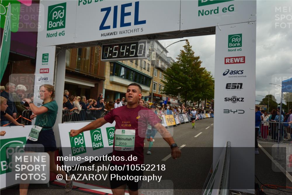 20.09.2026 - PSD Bank Halbmarathon LAZAROV Photography http://msf.ph/oto/10552218 20.09.2026 11:54:50 Ziel 1133, 1433, 2059, 2669, 3115, 3372, 3893, 3916 meine-sportfotos.de