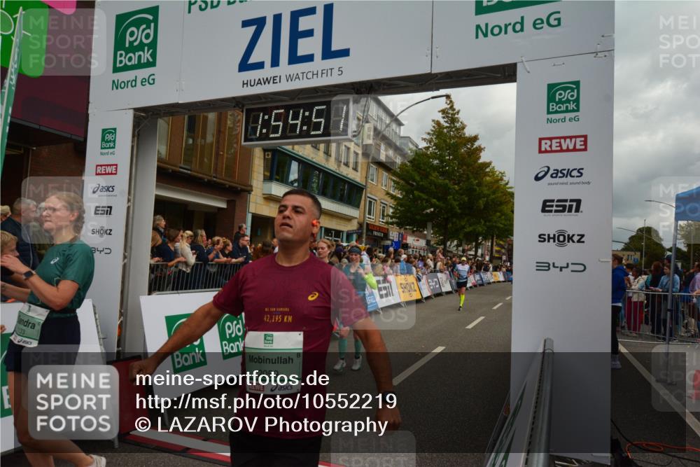 20.09.2026 - PSD Bank Halbmarathon LAZAROV Photography http://msf.ph/oto/10552219 20.09.2026 11:54:50 Ziel 1133, 1433, 2059, 2669, 3115, 3372, 3893, 3916 meine-sportfotos.de