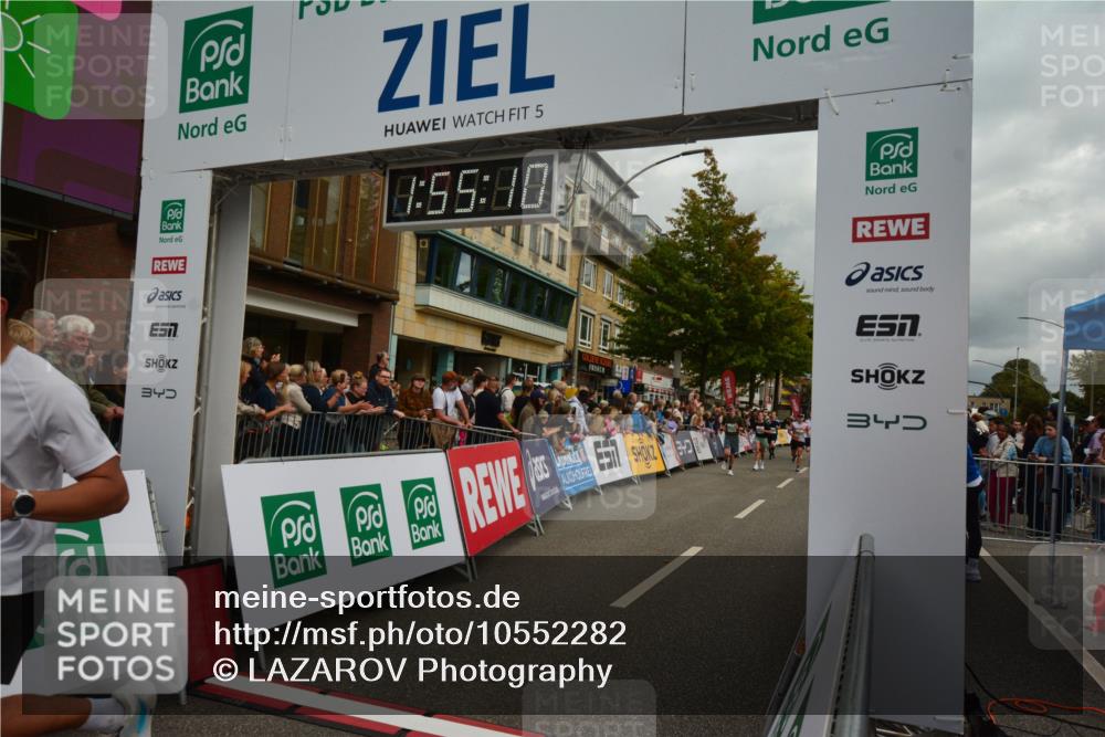 20.09.2026 - PSD Bank Halbmarathon LAZAROV Photography http://msf.ph/oto/10552282 20.09.2026 11:55:10 Ziel 1064, 1088, 1160, 1178, 1185, 1538, 1540, 1597, 2108, 3713, 3733, 4156, 4447, 4645, 4656 meine-sportfotos.de
