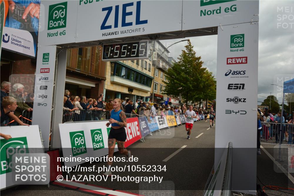 20.09.2026 - PSD Bank Halbmarathon LAZAROV Photography http://msf.ph/oto/10552334 20.09.2026 11:55:34 Ziel 1277, 1826, 2015, 3028, 3091, 3898, 4039, 4731 meine-sportfotos.de