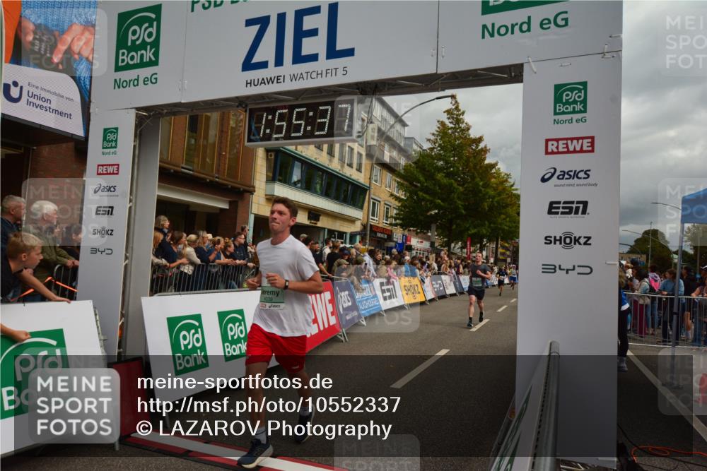 20.09.2026 - PSD Bank Halbmarathon LAZAROV Photography http://msf.ph/oto/10552337 20.09.2026 11:55:36 Ziel 1277, 1354, 1826, 2015, 3028, 3091, 3781, 3898, 4039, 4731 meine-sportfotos.de