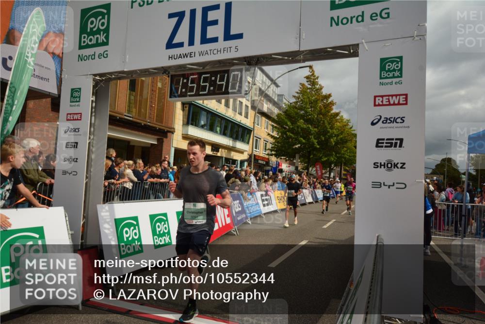 20.09.2026 - PSD Bank Halbmarathon LAZAROV Photography http://msf.ph/oto/10552344 20.09.2026 11:55:39 Ziel 1277, 1354, 1826, 2015, 2810, 3028, 3091, 3760, 3781, 3898, 4039, 4731 meine-sportfotos.de