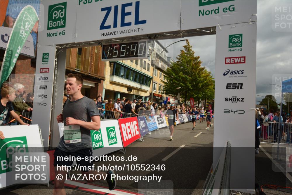 20.09.2026 - PSD Bank Halbmarathon LAZAROV Photography http://msf.ph/oto/10552346 20.09.2026 11:55:39 Ziel 1277, 1354, 1826, 2015, 2810, 3028, 3091, 3760, 3781, 3898, 4039, 4731 meine-sportfotos.de