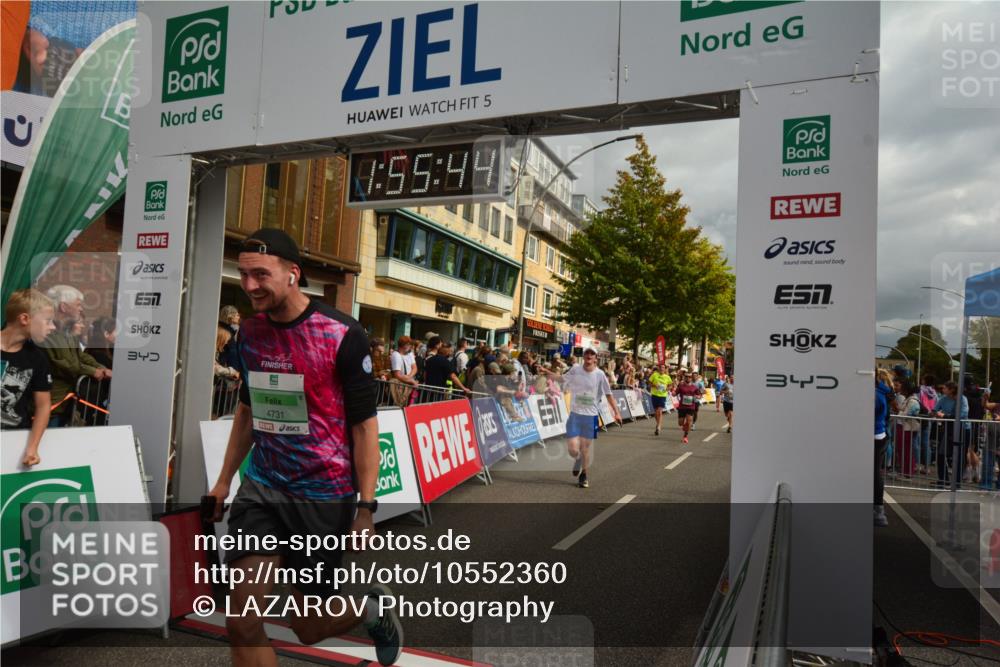 20.09.2026 - PSD Bank Halbmarathon LAZAROV Photography http://msf.ph/oto/10552360 20.09.2026 11:55:44 Ziel 1277, 1289, 1354, 1826, 2015, 2808, 2810, 3091, 3760, 3781, 3809, 3811, 4728, 4731 meine-sportfotos.de