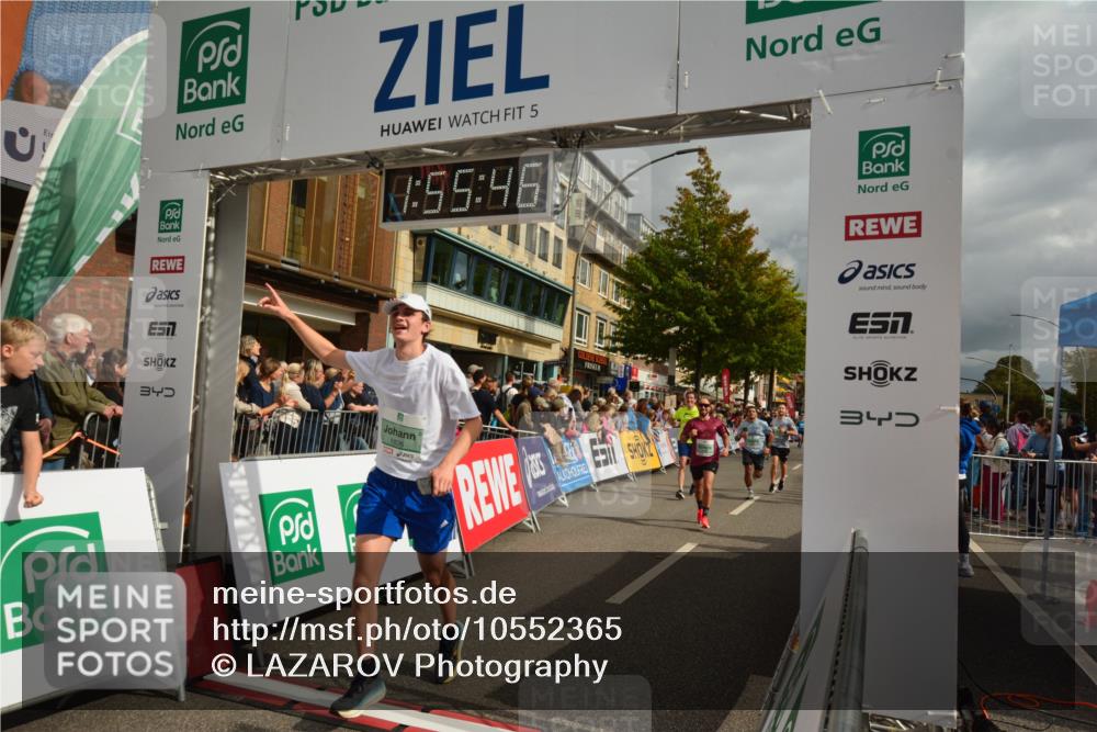 20.09.2026 - PSD Bank Halbmarathon LAZAROV Photography http://msf.ph/oto/10552365 20.09.2026 11:55:45 Ziel 1277, 1289, 1354, 1826, 2015, 2808, 2810, 3091, 3760, 3781, 3809, 3811, 4728, 4731 meine-sportfotos.de