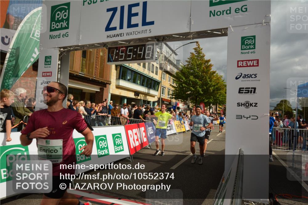 20.09.2026 - PSD Bank Halbmarathon LAZAROV Photography http://msf.ph/oto/10552374 20.09.2026 11:55:47 Ziel 1277, 1289, 1354, 1484, 1826, 1900, 2015, 2808, 2810, 3760, 3781, 3809, 3811, 4728, 4731 meine-sportfotos.de