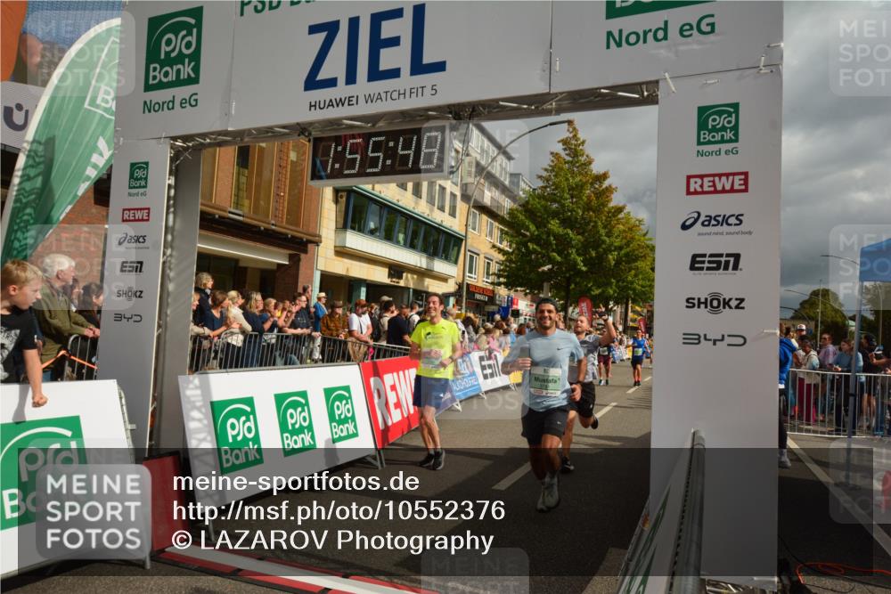 20.09.2026 - PSD Bank Halbmarathon LAZAROV Photography http://msf.ph/oto/10552376 20.09.2026 11:55:48 Ziel 1118, 1277, 1289, 1354, 1484, 1826, 1900, 2808, 2810, 3760, 3781, 3809, 3811, 4728, 4731 meine-sportfotos.de