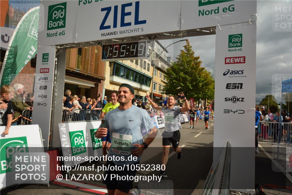 20.09.2026 - PSD Bank Halbmarathon LAZAROV Photography http://msf.ph/oto/10552380 20.09.2026 11:55:48 Ziel 1118, 1277, 1289, 1354, 1484, 1826, 1900, 2808, 2810, 3760, 3781, 3809, 3811, 4728, 4731 meine-sportfotos.de