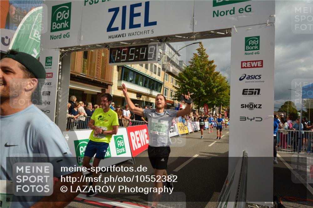 20.09.2026 - PSD Bank Halbmarathon LAZAROV Photography http://msf.ph/oto/10552382 20.09.2026 11:55:49 Ziel 1118, 1289, 1354, 1484, 1826, 1900, 2067, 2808, 2810, 3012, 3760, 3781, 3809, 3811, 4728, 4731 meine-sportfotos.de