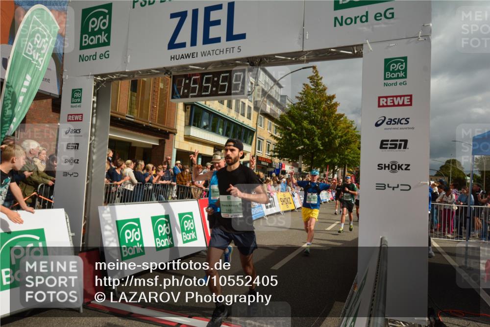 20.09.2026 - PSD Bank Halbmarathon LAZAROV Photography http://msf.ph/oto/10552405 20.09.2026 11:55:58 Ziel 1118, 1260, 1289, 1484, 1872, 1887, 1900, 2067, 2808, 3012, 3284, 3401, 3634, 3757, 3809, 3811, 4041, 4341, 4716, 4728 meine-sportfotos.de