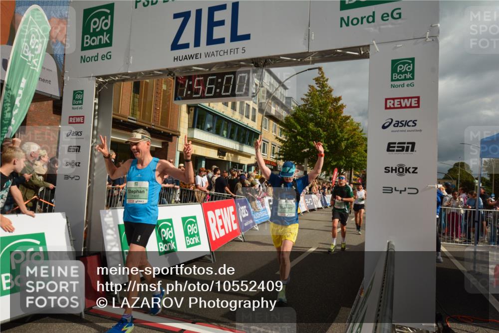 20.09.2026 - PSD Bank Halbmarathon LAZAROV Photography http://msf.ph/oto/10552409 20.09.2026 11:55:59 Ziel 1118, 1260, 1289, 1484, 1872, 1887, 1900, 2067, 2808, 3012, 3284, 3401, 3634, 3757, 4041, 4341, 4716, 4728 meine-sportfotos.de