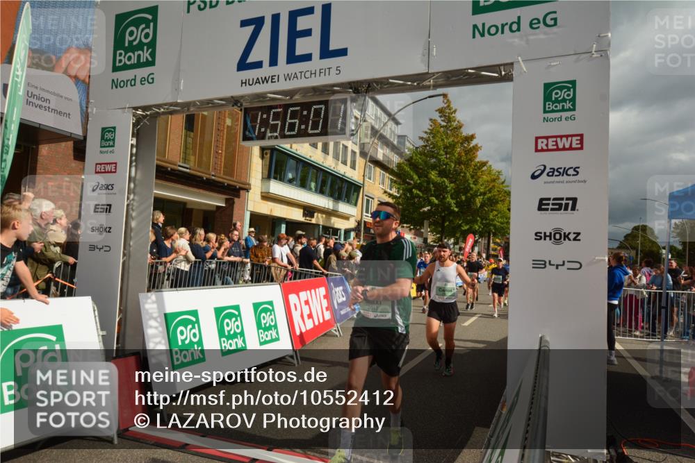 20.09.2026 - PSD Bank Halbmarathon LAZAROV Photography http://msf.ph/oto/10552412 20.09.2026 11:56:01 Ziel 1118, 1260, 1484, 1872, 1887, 1900, 2067, 2808, 3012, 3284, 3401, 3634, 3757, 4041, 4224, 4341, 4716, 4728 meine-sportfotos.de