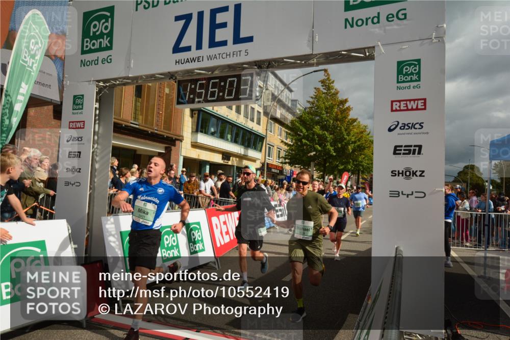 20.09.2026 - PSD Bank Halbmarathon LAZAROV Photography http://msf.ph/oto/10552419 20.09.2026 11:56:02 Ziel 1118, 1260, 1272, 1484, 1872, 1887, 1900, 2067, 2808, 3012, 3284, 3401, 3441, 3634, 3757, 3932, 4041, 4224, 4341, 4716 meine-sportfotos.de