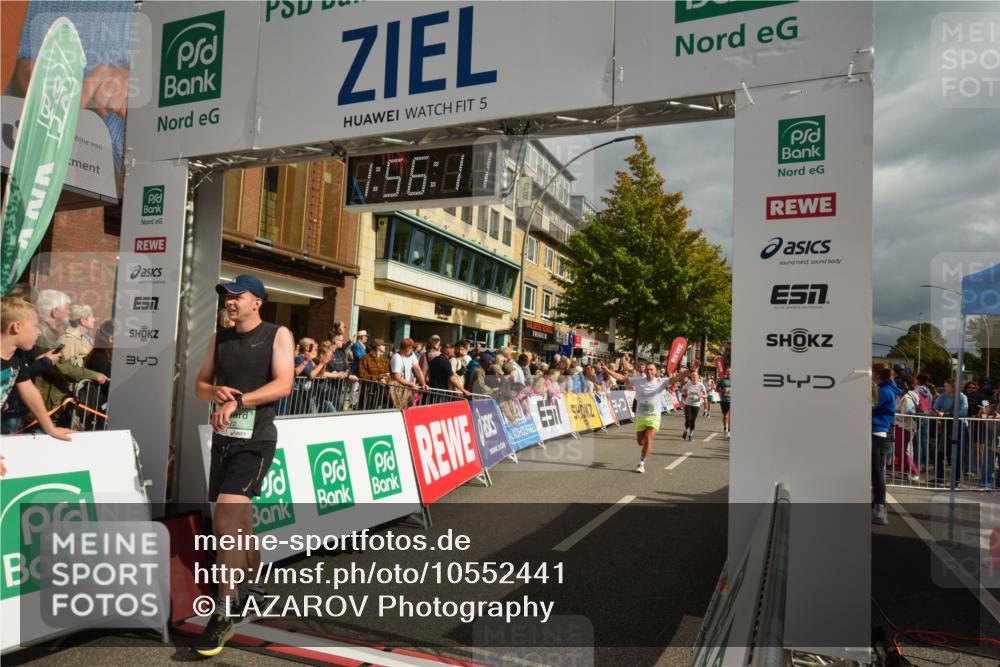 20.09.2026 - PSD Bank Halbmarathon LAZAROV Photography http://msf.ph/oto/10552441 20.09.2026 11:56:10 Ziel 1183, 1260, 1272, 1426, 1541, 1620, 1872, 1887, 2955, 3441, 3757, 3872, 3932, 3943, 4041, 4224, 4341, 4716 meine-sportfotos.de