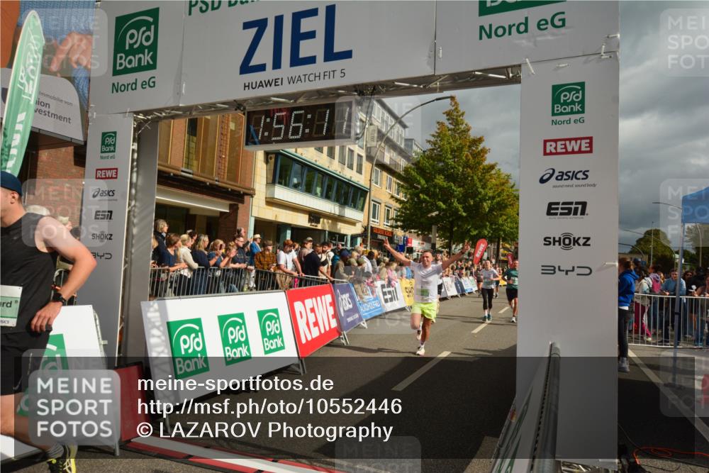 20.09.2026 - PSD Bank Halbmarathon LAZAROV Photography http://msf.ph/oto/10552446 20.09.2026 11:56:11 Ziel 1183, 1260, 1272, 1426, 1541, 1620, 1872, 1887, 2955, 3441, 3872, 3932, 3943, 4224, 4341, 4716 meine-sportfotos.de