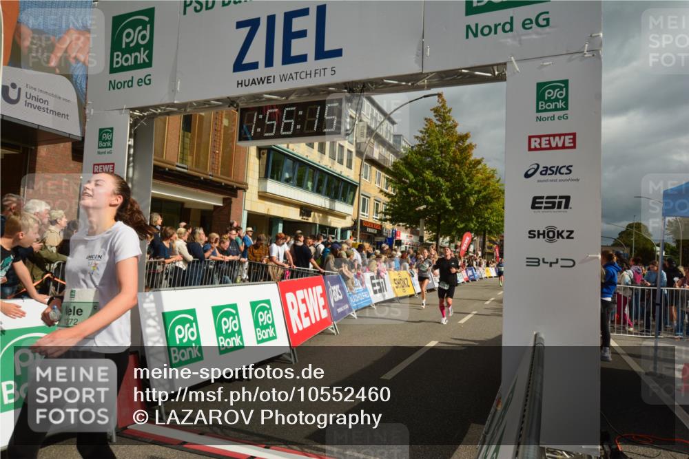 20.09.2026 - PSD Bank Halbmarathon LAZAROV Photography http://msf.ph/oto/10552460 20.09.2026 11:56:14 Ziel 1183, 1272, 1426, 1541, 1620, 1872, 2955, 3441, 3593, 3744, 3872, 3932, 3943, 4224, 4525, 4692 meine-sportfotos.de