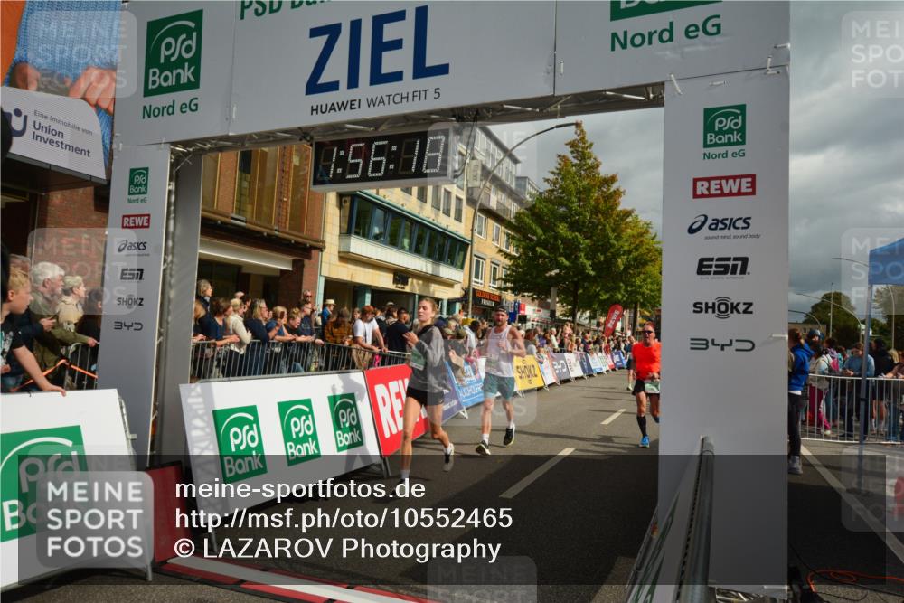 20.09.2026 - PSD Bank Halbmarathon LAZAROV Photography http://msf.ph/oto/10552465 20.09.2026 11:56:17 Ziel 1183, 1272, 1426, 1514, 1541, 1620, 1824, 2180, 2955, 3441, 3593, 3744, 3872, 3932, 3943, 4224, 4525, 4692 meine-sportfotos.de