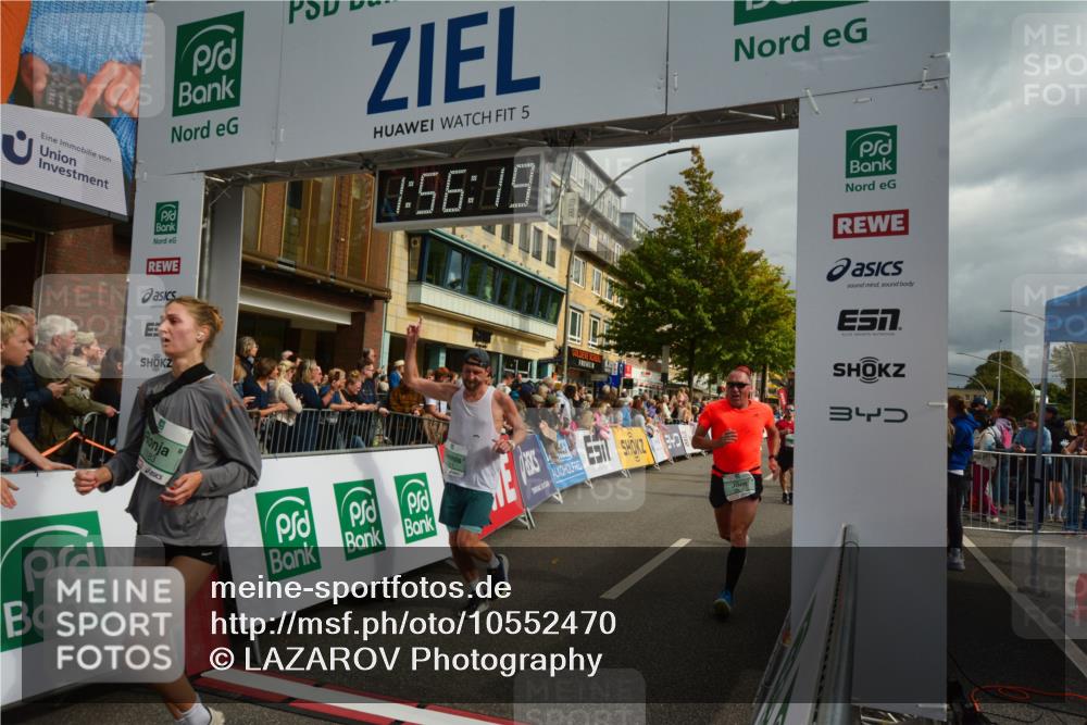 20.09.2026 - PSD Bank Halbmarathon LAZAROV Photography http://msf.ph/oto/10552470 20.09.2026 11:56:18 Ziel 1183, 1272, 1426, 1514, 1541, 1620, 1824, 2180, 2955, 3441, 3593, 3744, 3872, 3932, 3943, 4224, 4525, 4692 meine-sportfotos.de