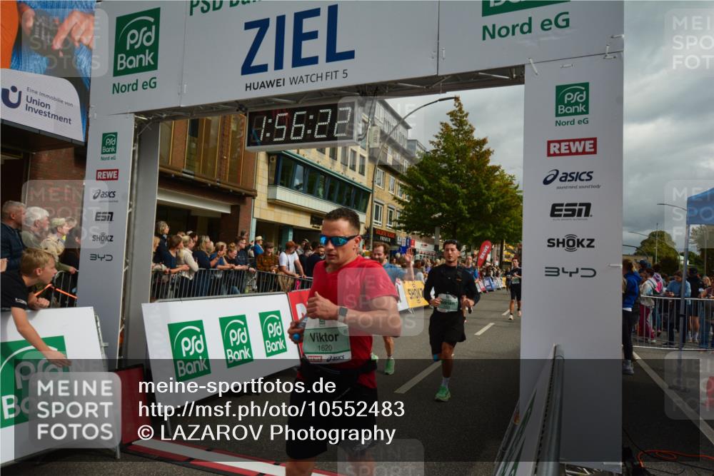 20.09.2026 - PSD Bank Halbmarathon LAZAROV Photography http://msf.ph/oto/10552483 20.09.2026 11:56:21 Ziel 1183, 1426, 1514, 1541, 1620, 1824, 1920, 2180, 2955, 2967, 3545, 3593, 3744, 3872, 3943, 4525, 4692 meine-sportfotos.de
