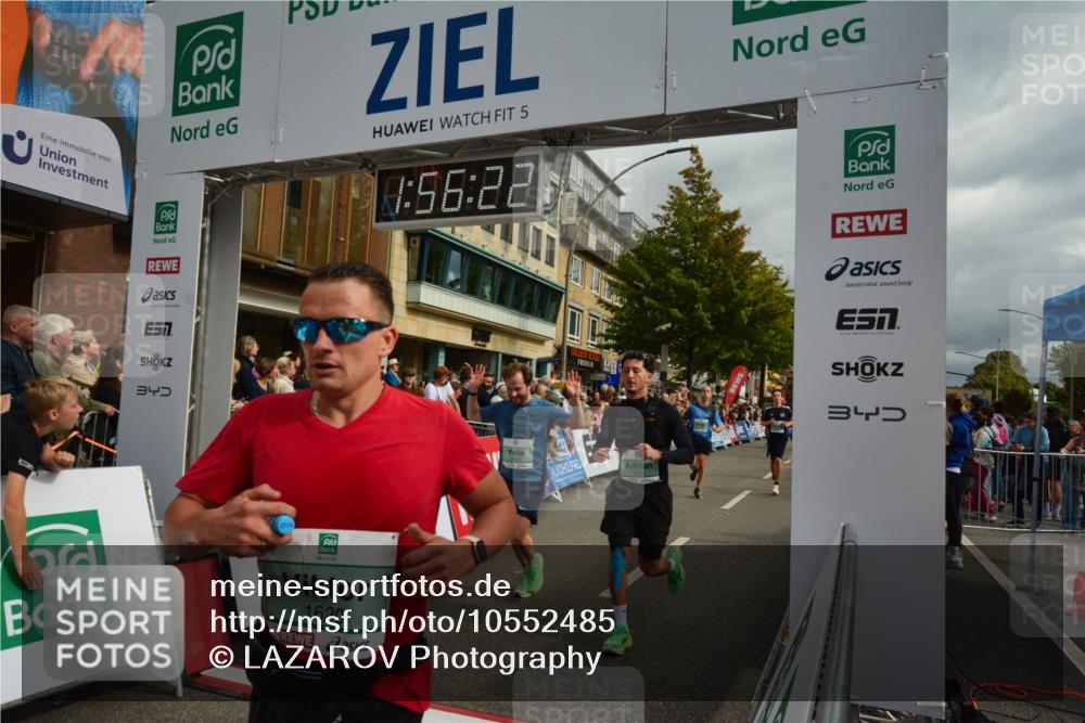 20.09.2026 - PSD Bank Halbmarathon LAZAROV Photography http://msf.ph/oto/10552485 20.09.2026 11:56:21 Ziel 1183, 1426, 1514, 1541, 1620, 1824, 1920, 2180, 2955, 2967, 3545, 3593, 3744, 3872, 3943, 4525, 4692 meine-sportfotos.de