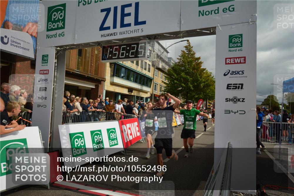 20.09.2026 - PSD Bank Halbmarathon LAZAROV Photography http://msf.ph/oto/10552496 20.09.2026 11:56:24 Ziel 1183, 1426, 1514, 1541, 1620, 1824, 1920, 2180, 2221, 2275, 2869, 2967, 3545, 3593, 3744, 3872, 3943, 4267, 4525, 4692 meine-sportfotos.de