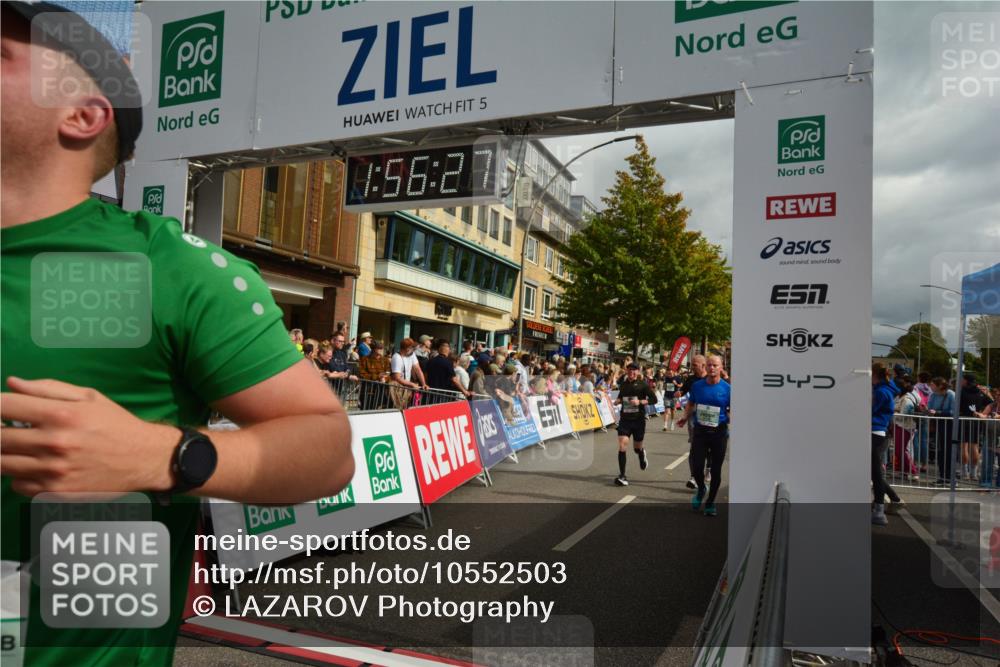 20.09.2026 - PSD Bank Halbmarathon LAZAROV Photography http://msf.ph/oto/10552503 20.09.2026 11:56:26 Ziel 1426, 1514, 1620, 1824, 1920, 2022, 2180, 2221, 2275, 2869, 2967, 3545, 3593, 3744, 3943, 4267, 4525, 4692 meine-sportfotos.de