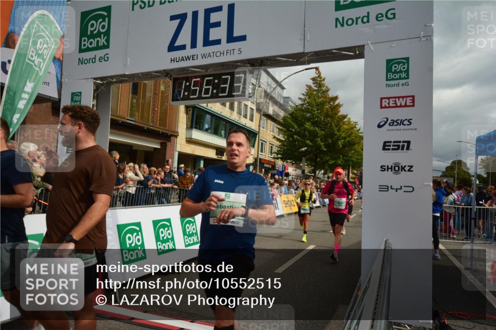 20.09.2026 - PSD Bank Halbmarathon LAZAROV Photography http://msf.ph/oto/10552515 20.09.2026 11:56:33 Ziel 1514, 1747, 1760, 1824, 1920, 2022, 2180, 2221, 2275, 2418, 2869, 2967, 3365, 3545, 4097, 4252, 4267, 4374 meine-sportfotos.de