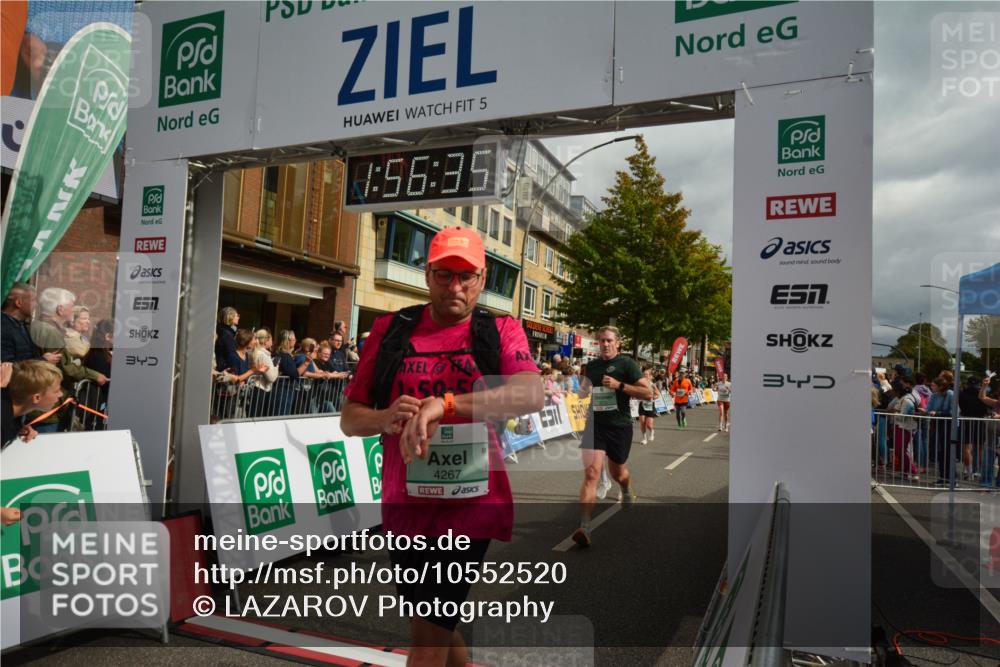 20.09.2026 - PSD Bank Halbmarathon LAZAROV Photography http://msf.ph/oto/10552520 20.09.2026 11:56:34 Ziel 1514, 1747, 1760, 1824, 1920, 2022, 2180, 2221, 2275, 2418, 2869, 2967, 3365, 3545, 4097, 4252, 4267, 4374 meine-sportfotos.de
