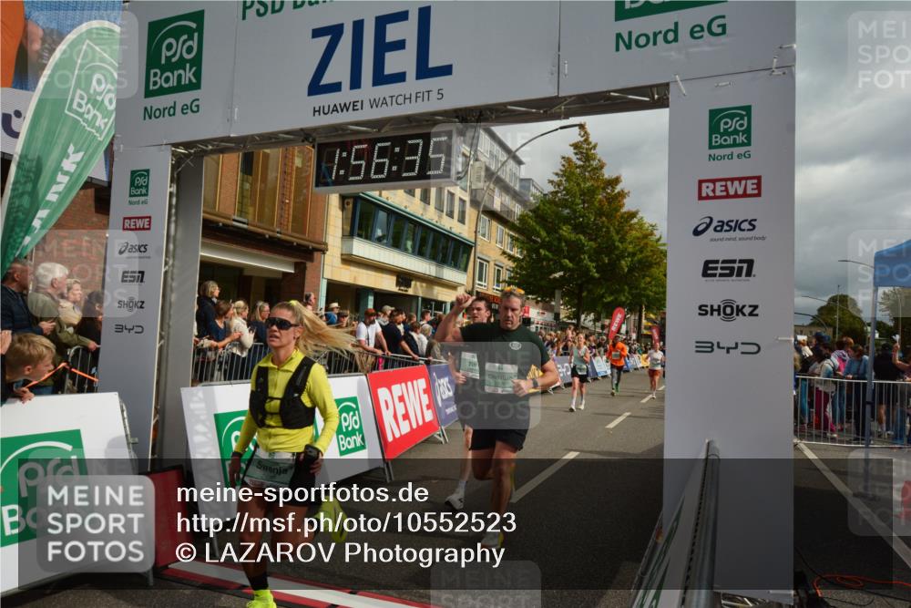 20.09.2026 - PSD Bank Halbmarathon LAZAROV Photography http://msf.ph/oto/10552523 20.09.2026 11:56:35 Ziel 1747, 1760, 1920, 2022, 2221, 2275, 2418, 2869, 2967, 3365, 3545, 4097, 4252, 4267, 4374 meine-sportfotos.de
