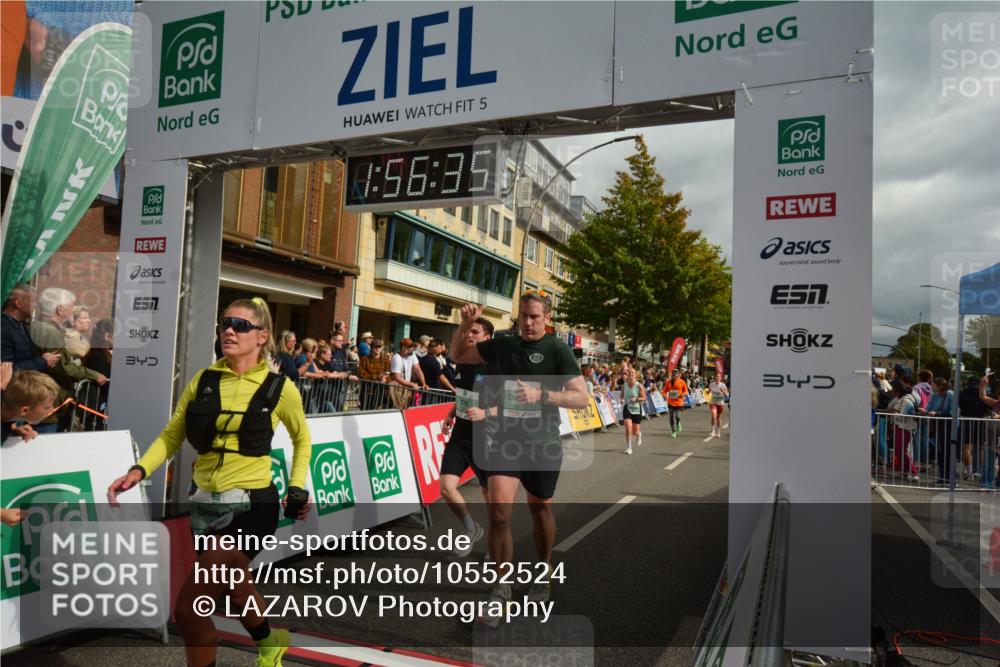 20.09.2026 - PSD Bank Halbmarathon LAZAROV Photography http://msf.ph/oto/10552524 20.09.2026 11:56:35 Ziel 1747, 1760, 1920, 2022, 2221, 2275, 2418, 2869, 2967, 3365, 3545, 4097, 4252, 4267, 4374 meine-sportfotos.de