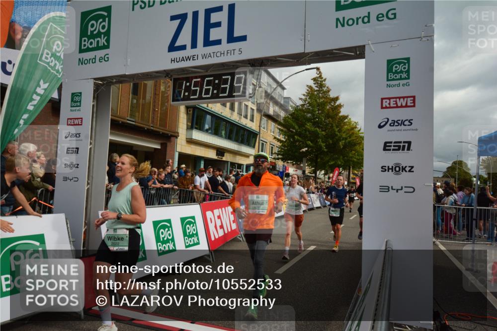 20.09.2026 - PSD Bank Halbmarathon LAZAROV Photography http://msf.ph/oto/10552533 20.09.2026 11:56:38 Ziel 1747, 1760, 1920, 2022, 2221, 2275, 2418, 2869, 2967, 3365, 3545, 4097, 4252, 4267, 4374 meine-sportfotos.de