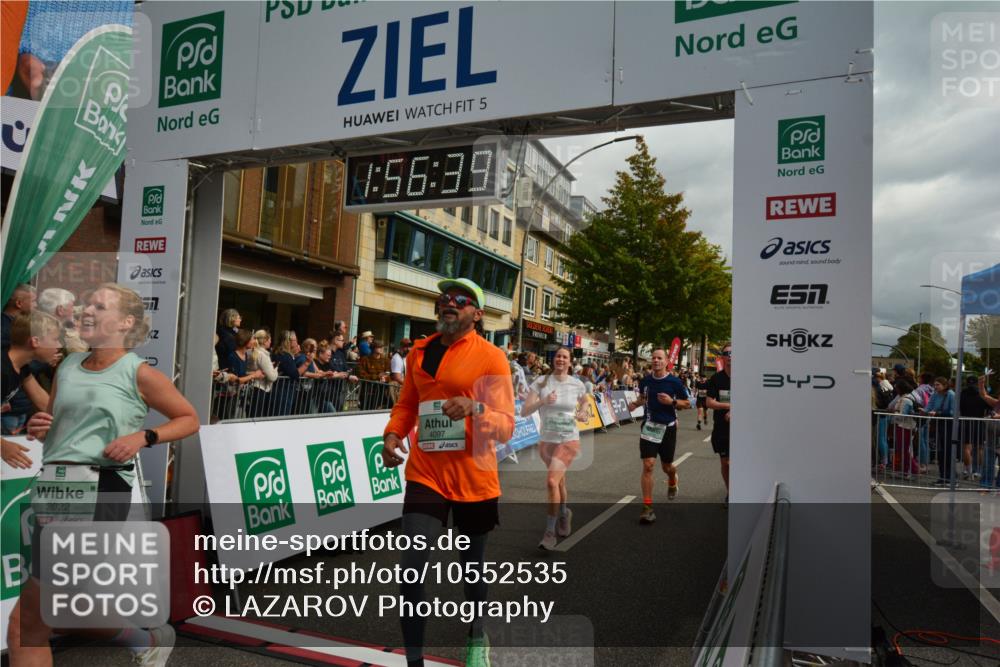 20.09.2026 - PSD Bank Halbmarathon LAZAROV Photography http://msf.ph/oto/10552535 20.09.2026 11:56:39 Ziel 1482, 1747, 1760, 2022, 2221, 2275, 2418, 2869, 2967, 3365, 4097, 4252, 4267, 4374 meine-sportfotos.de