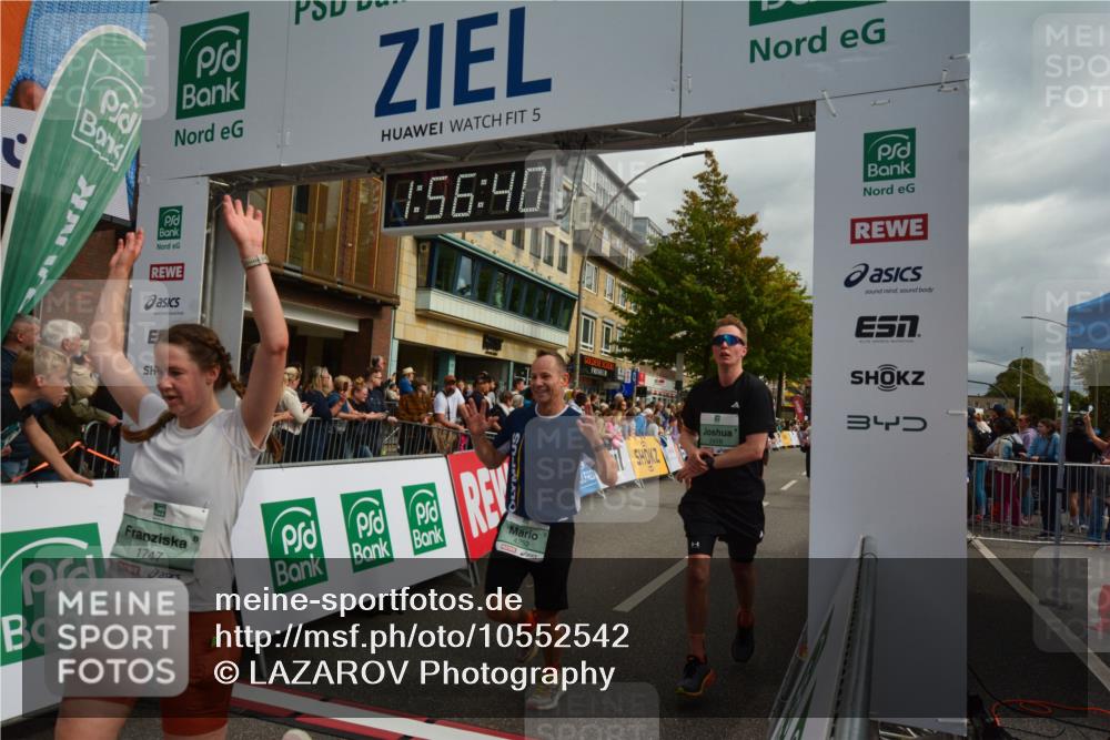 20.09.2026 - PSD Bank Halbmarathon LAZAROV Photography http://msf.ph/oto/10552542 20.09.2026 11:56:40 Ziel 1482, 1747, 1760, 2022, 2221, 2275, 2418, 2869, 3365, 4097, 4252, 4267, 4374 meine-sportfotos.de