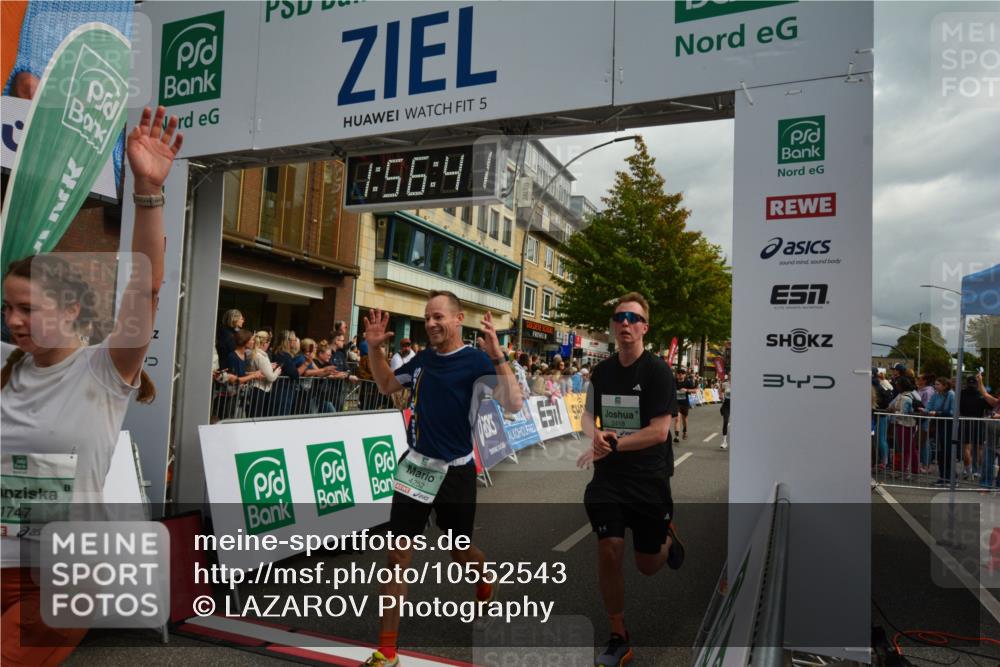 20.09.2026 - PSD Bank Halbmarathon LAZAROV Photography http://msf.ph/oto/10552543 20.09.2026 11:56:40 Ziel 1482, 1747, 1760, 2022, 2221, 2275, 2418, 2869, 3365, 4097, 4252, 4267, 4374 meine-sportfotos.de