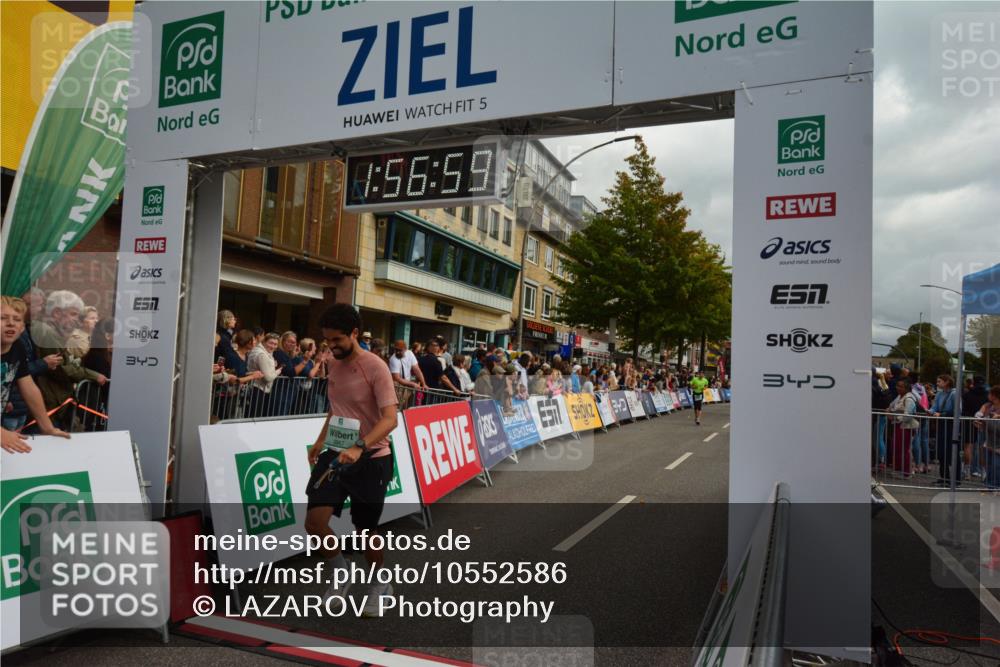 20.09.2026 - PSD Bank Halbmarathon LAZAROV Photography http://msf.ph/oto/10552586 20.09.2026 11:56:59 Ziel 1554, 1903, 2079, 2354, 2416, 3079, 3442, 3784, 3822, 3927, 3967, 4671, 4734, 4752, 4753 meine-sportfotos.de