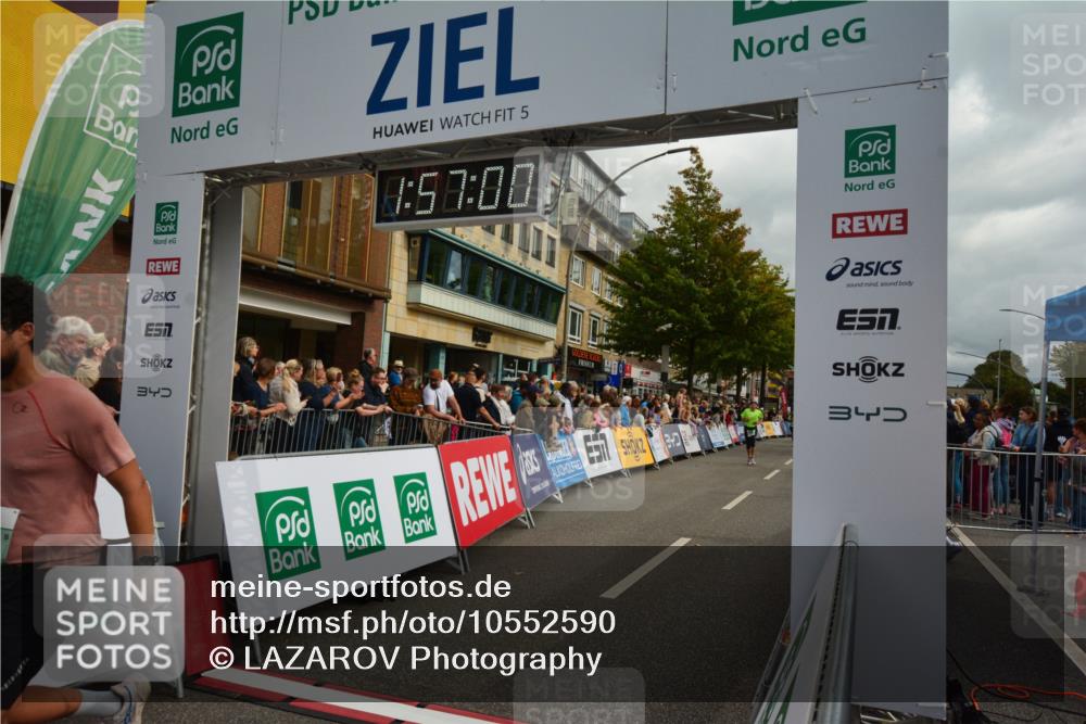 20.09.2026 - PSD Bank Halbmarathon LAZAROV Photography http://msf.ph/oto/10552590 20.09.2026 11:57:00 Ziel 1554, 1700, 1903, 2079, 2104, 2354, 2416, 3079, 3442, 3784, 3822, 3927, 3967, 4671, 4752, 4753 meine-sportfotos.de
