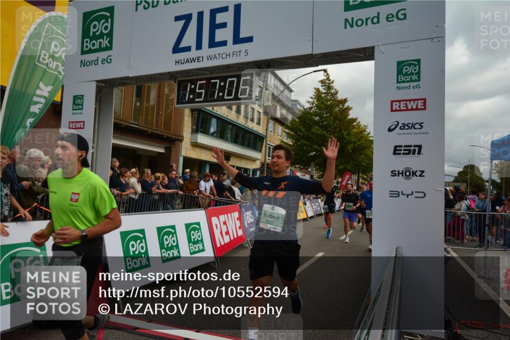 20.09.2026 - PSD Bank Halbmarathon LAZAROV Photography http://msf.ph/oto/10552594 20.09.2026 11:57:05 Ziel 1249, 1685, 1700, 1986, 2079, 2104, 2354, 3079, 3442, 3784, 3927, 3967, 4302, 4464, 4671, 4752, 4753 meine-sportfotos.de