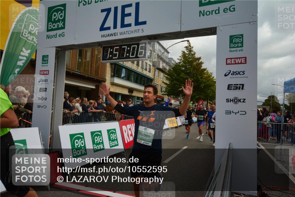20.09.2026 - PSD Bank Halbmarathon LAZAROV Photography http://msf.ph/oto/10552595 20.09.2026 11:57:06 Ziel 1249, 1685, 1700, 1986, 2079, 2104, 2354, 3079, 3442, 3784, 3927, 4302, 4464, 4671, 4752, 4753 meine-sportfotos.de