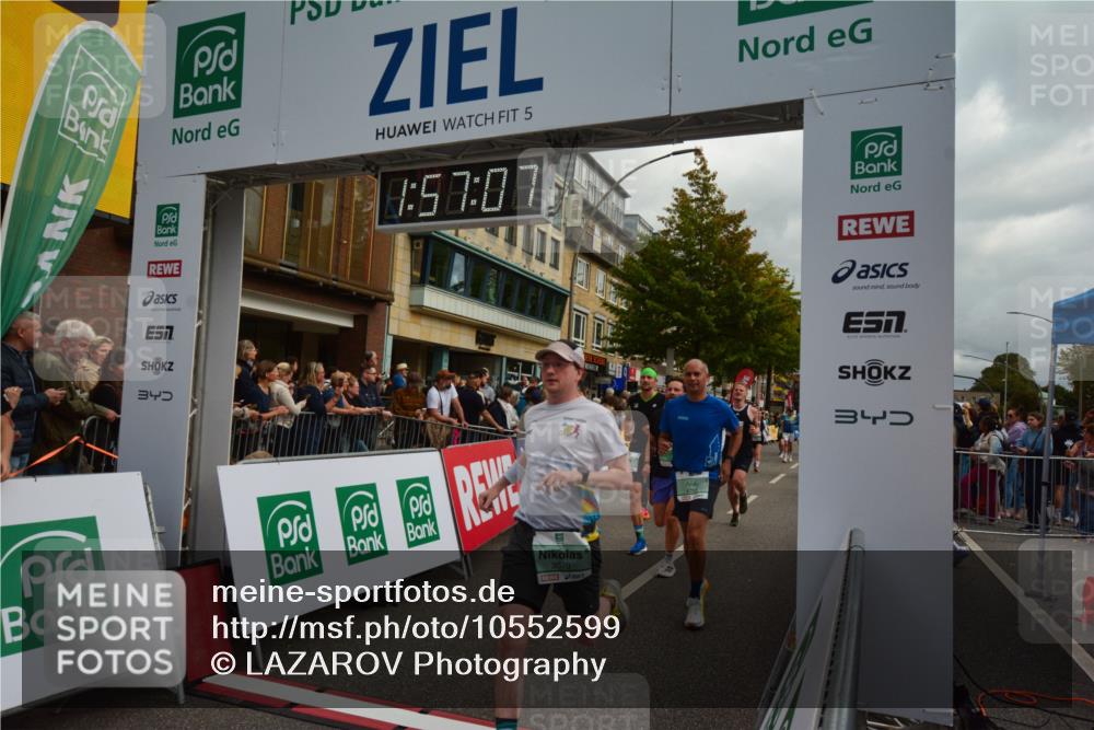 20.09.2026 - PSD Bank Halbmarathon LAZAROV Photography http://msf.ph/oto/10552599 20.09.2026 11:57:07 Ziel 1249, 1685, 1700, 1986, 2079, 2104, 2354, 3079, 3442, 3640, 3784, 3927, 4302, 4464, 4671, 4752, 4753 meine-sportfotos.de