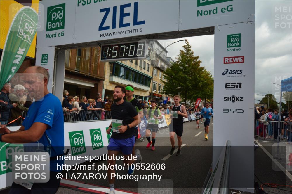 20.09.2026 - PSD Bank Halbmarathon LAZAROV Photography http://msf.ph/oto/10552606 20.09.2026 11:57:08 Ziel 1249, 1263, 1685, 1700, 1986, 2079, 2104, 2354, 3079, 3442, 3640, 3784, 3927, 4302, 4464, 4671, 4752, 4753 meine-sportfotos.de