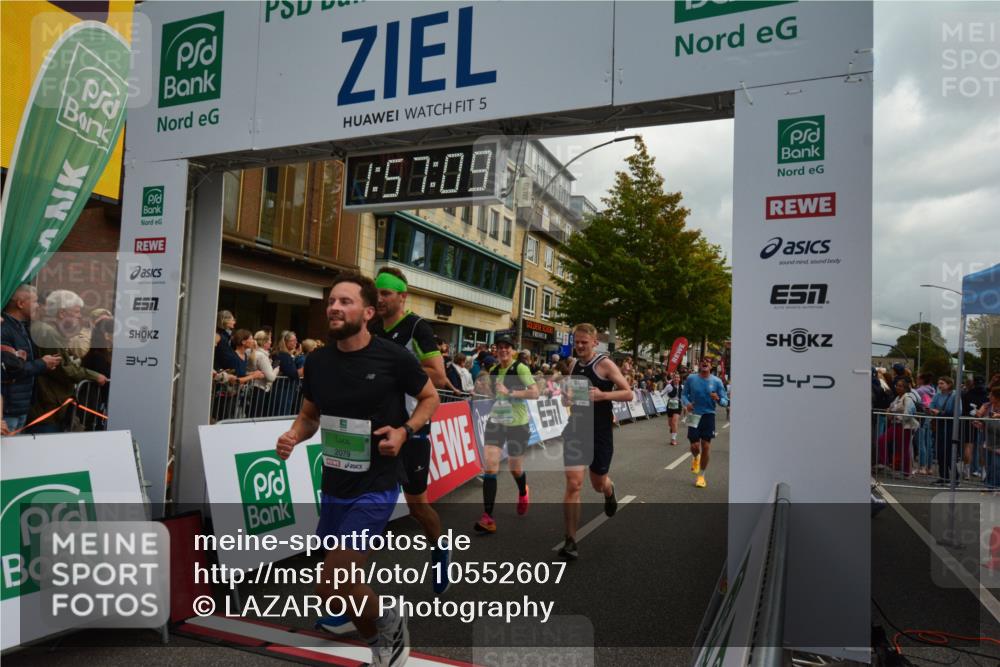 20.09.2026 - PSD Bank Halbmarathon LAZAROV Photography http://msf.ph/oto/10552607 20.09.2026 11:57:08 Ziel 1249, 1263, 1685, 1700, 1986, 2079, 2104, 2354, 3079, 3442, 3640, 3784, 3927, 4302, 4464, 4671, 4752, 4753 meine-sportfotos.de