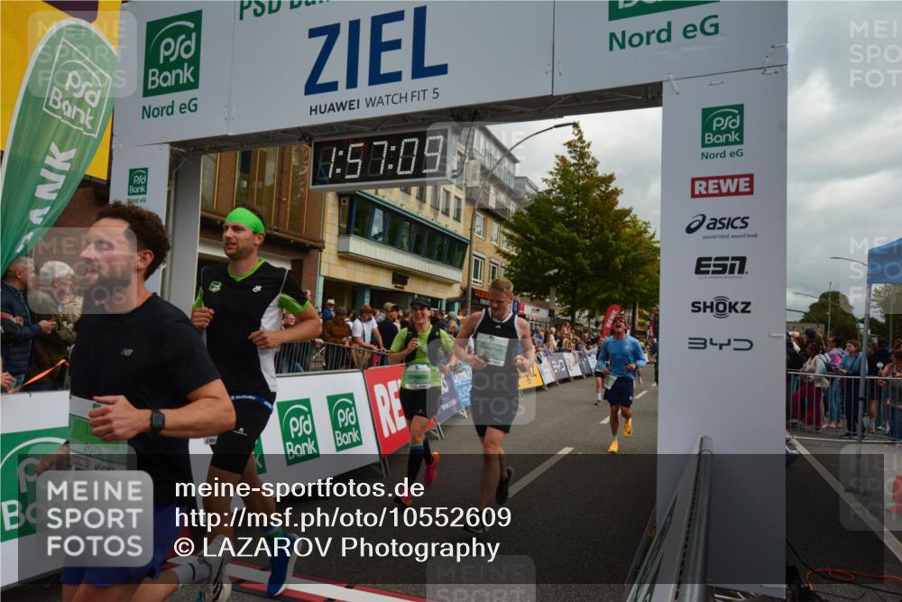 20.09.2026 - PSD Bank Halbmarathon LAZAROV Photography http://msf.ph/oto/10552609 20.09.2026 11:57:08 Ziel 1249, 1263, 1685, 1700, 1986, 2079, 2104, 2354, 3079, 3442, 3640, 3784, 3927, 4302, 4464, 4671, 4752, 4753 meine-sportfotos.de