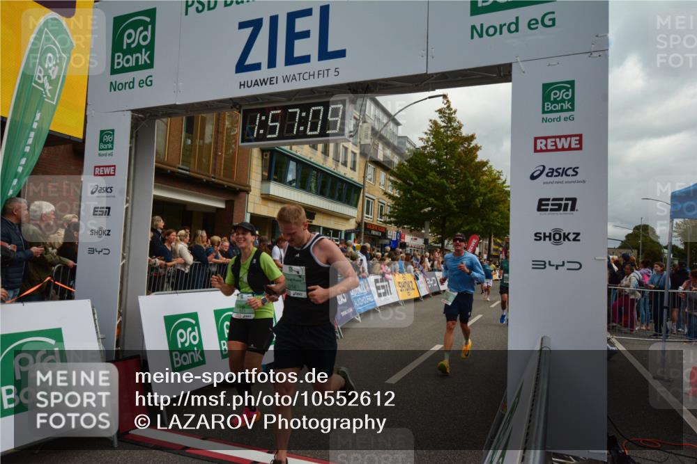 20.09.2026 - PSD Bank Halbmarathon LAZAROV Photography http://msf.ph/oto/10552612 20.09.2026 11:57:09 Ziel 1249, 1263, 1685, 1700, 1986, 2079, 2104, 2354, 2421, 2480, 3079, 3442, 3640, 3784, 3927, 4302, 4464, 4671, 4752, 4753 meine-sportfotos.de