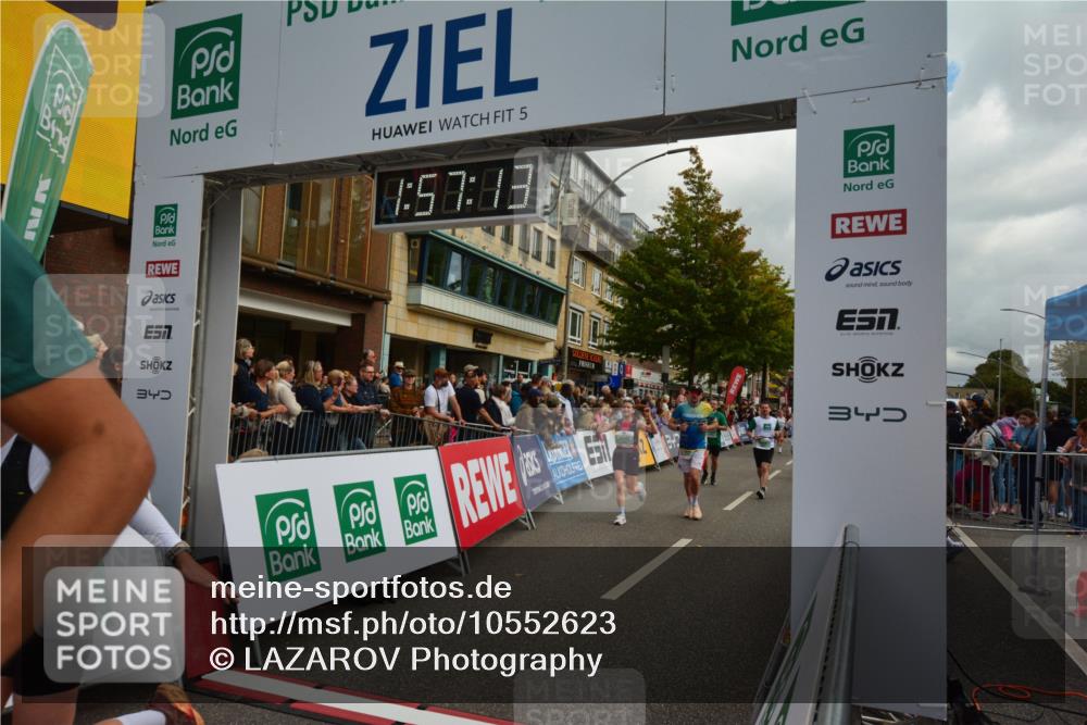 20.09.2026 - PSD Bank Halbmarathon LAZAROV Photography http://msf.ph/oto/10552623 20.09.2026 11:57:12 Ziel 1249, 1263, 1685, 1700, 1986, 2079, 2104, 2354, 2421, 2480, 3079, 3640, 3784, 3927, 4302, 4464, 4671, 4752, 4753 meine-sportfotos.de